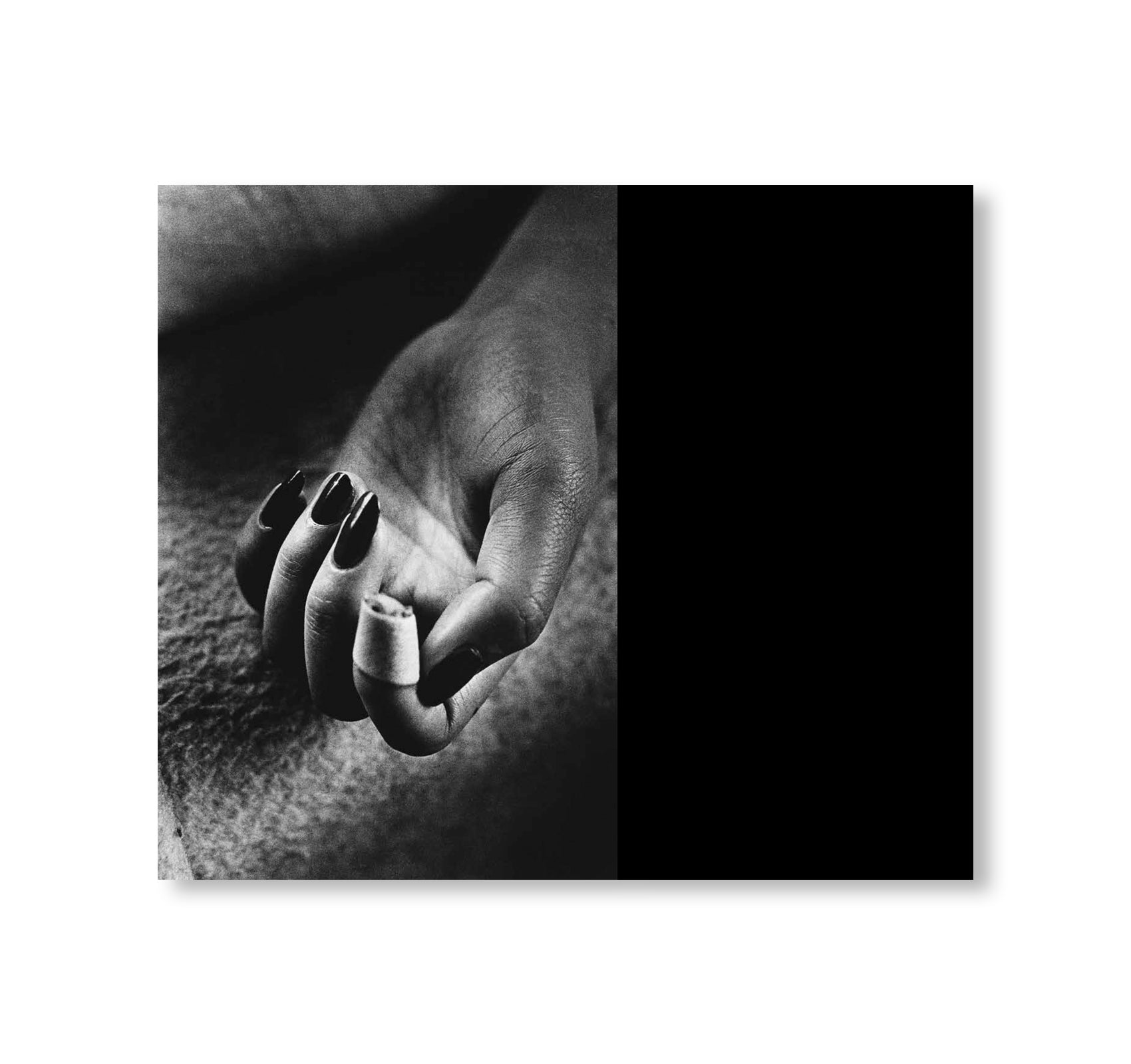HOW TO TOKYO AT NIGHT by Daido Moriyama