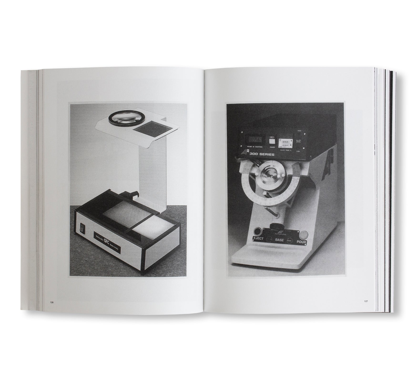 3000 DAYS OF ARCHIVES RELATED TO THE OPTICS AND GLASSES FRAME INDUSTRY by Bidules