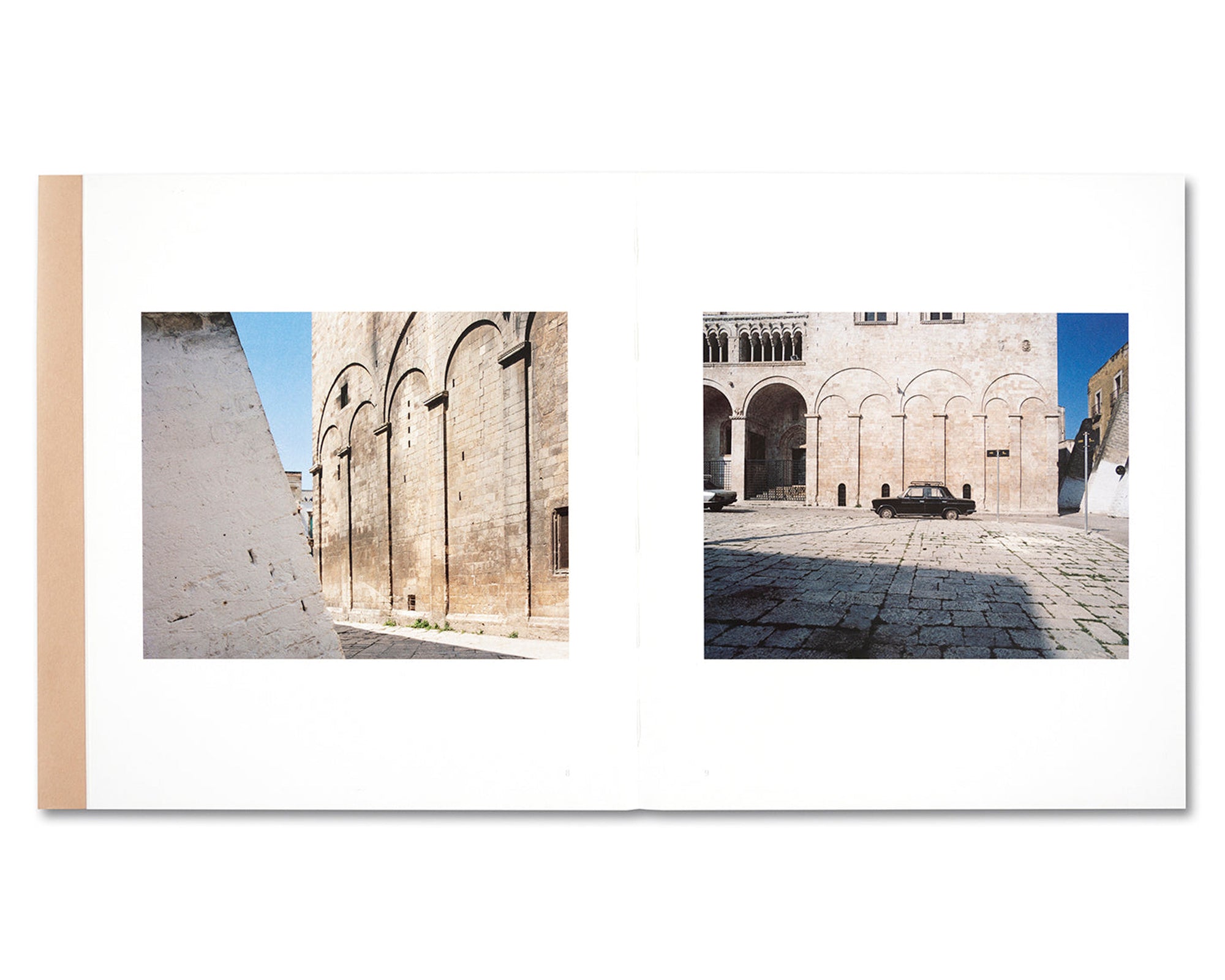 PUGLIA. TRA ALBE E TRAMONTI by Luigi Ghirri