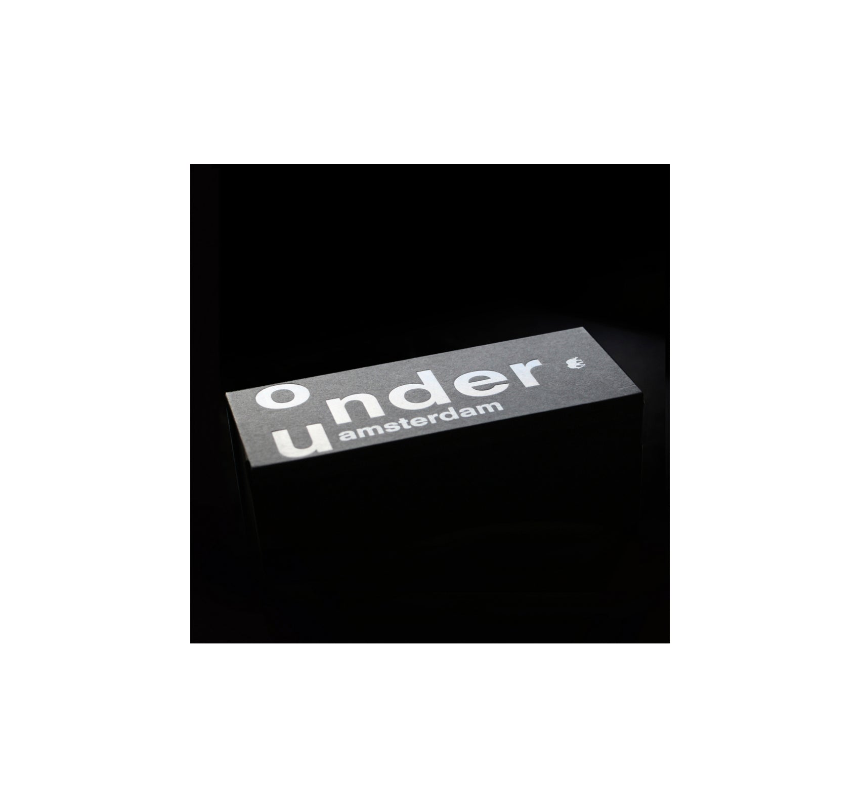 ONDER / UNDER AMSTERDAM by Irma Boom, Frederik Pesch