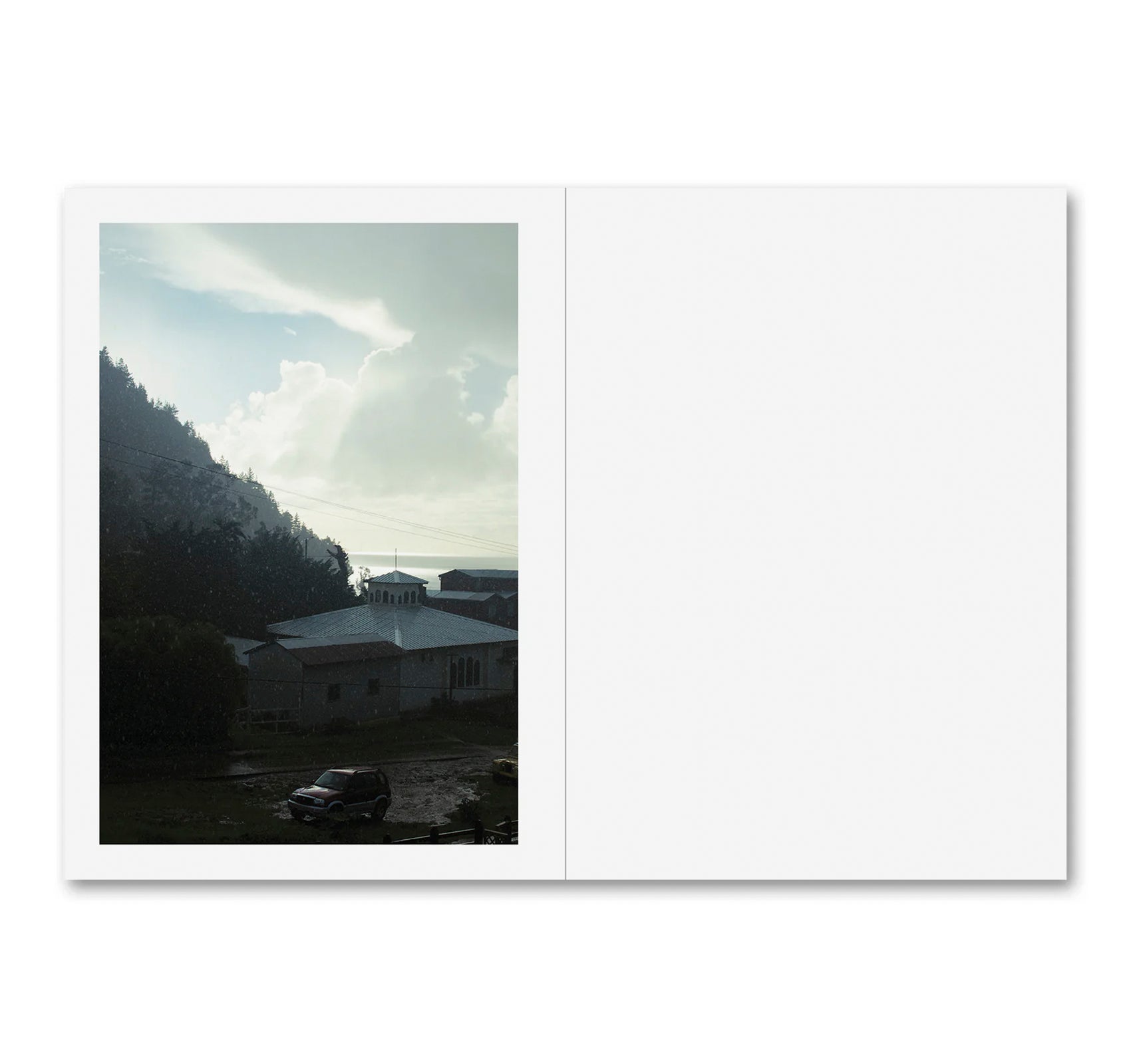 LA CASA ISLA by Anne Golaz