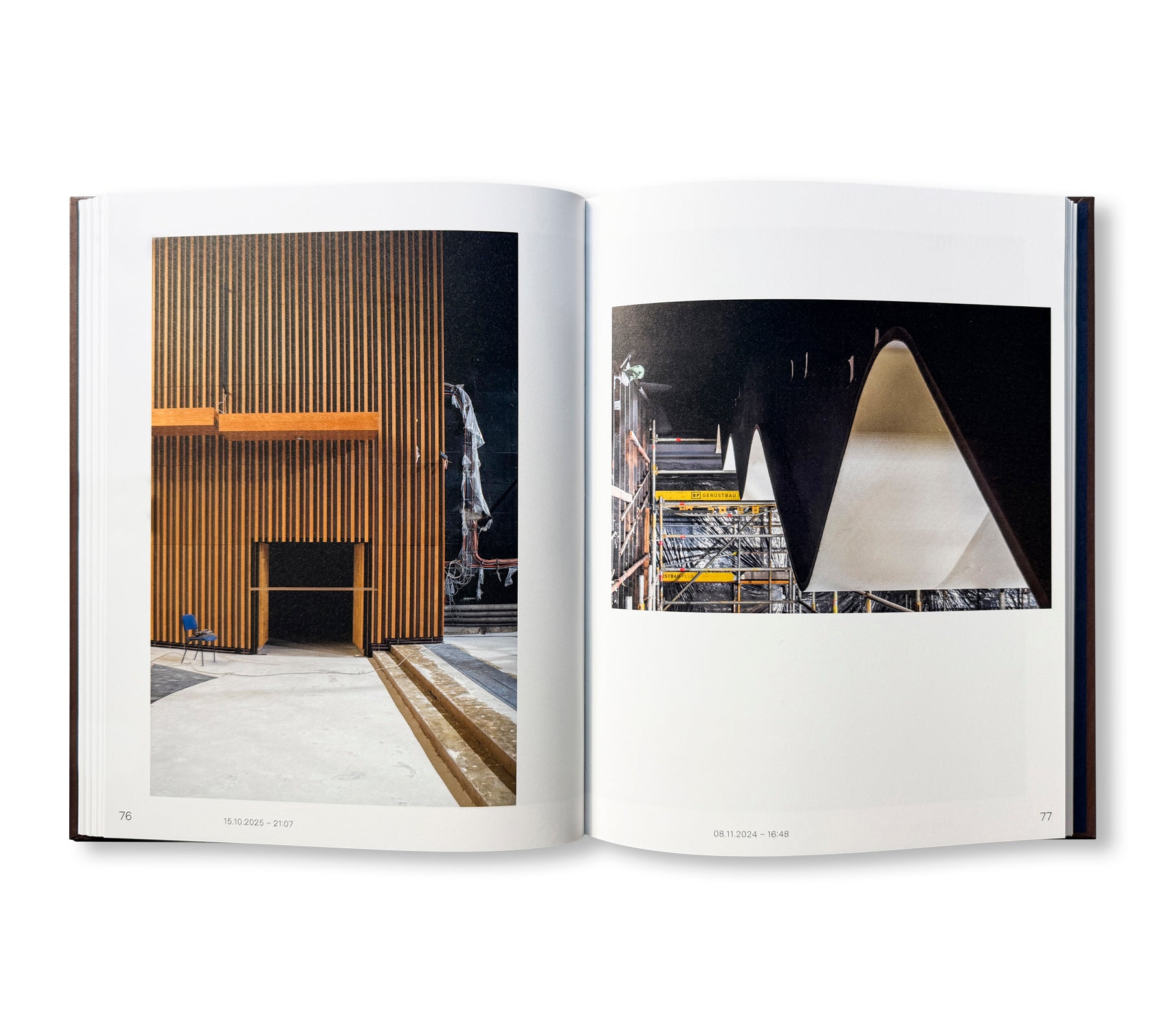 KINO INTERNATIONAL - INNENLEBEN EINER IKONE by Christoph Eckelt [GERMAN EDITION]