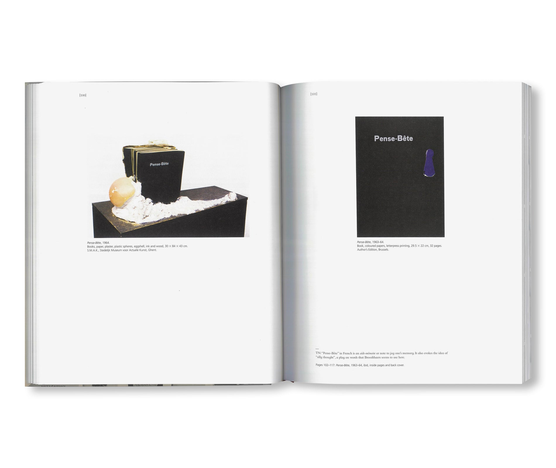 MARCEL BROODTHAERS: COLLECTED WRITINGS by Marcel Broodthaers