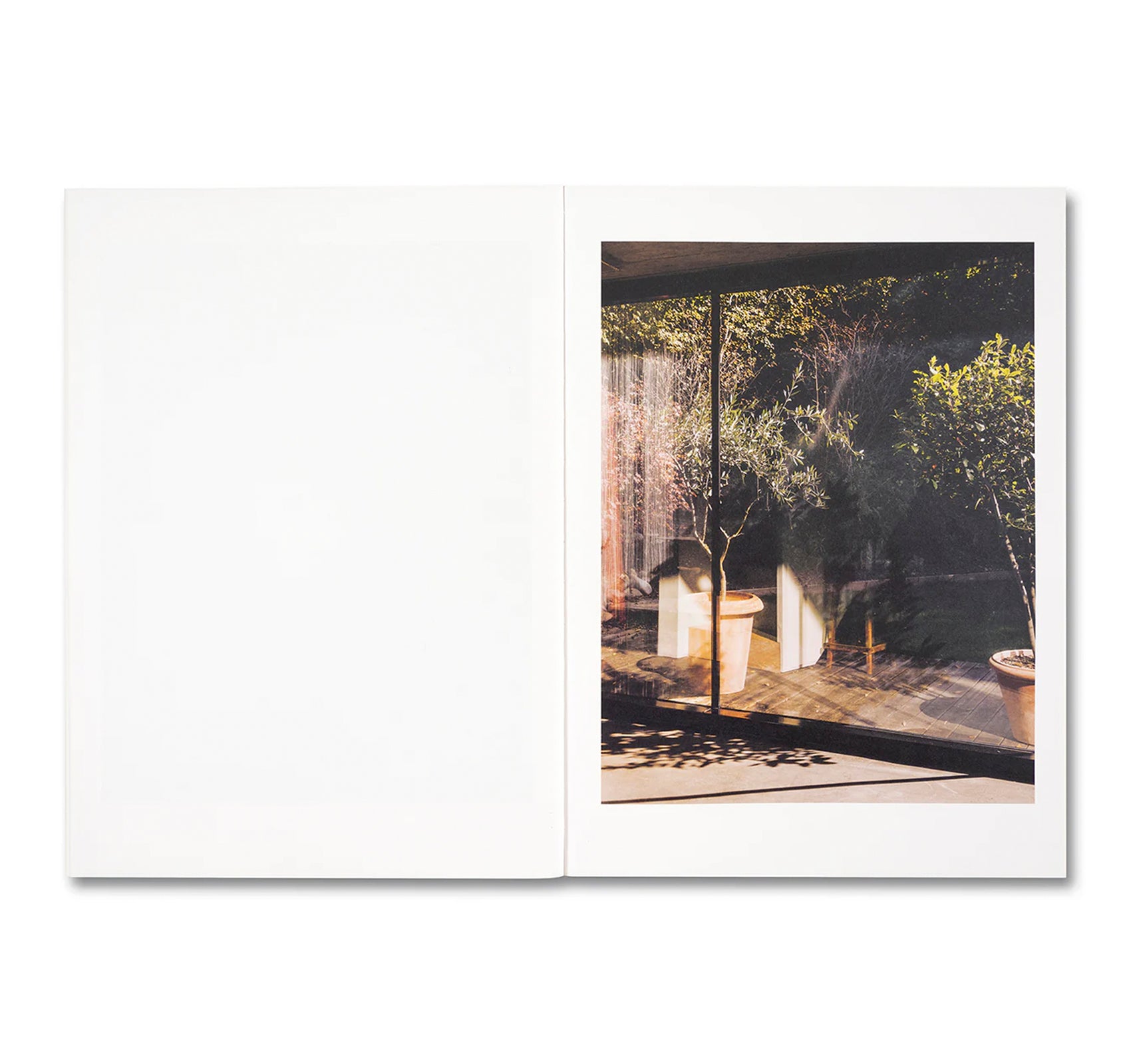 KOECHLIN HOUSE by Daisuke Hirabayashi