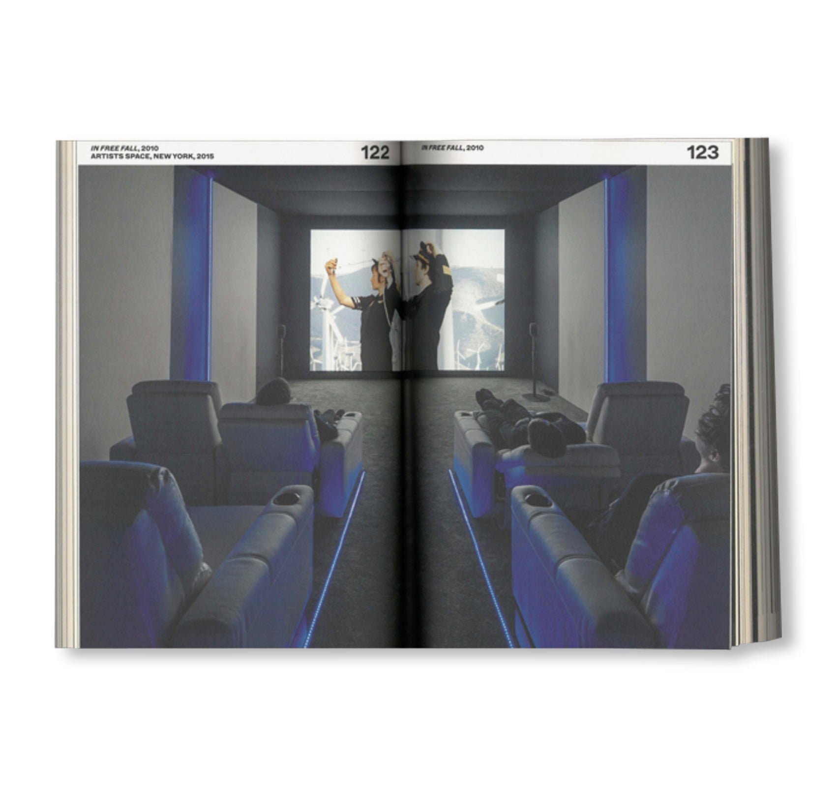 I WILL SURVIVE by Hito Steyerl [ENGLISH / FRENCH EDITION]