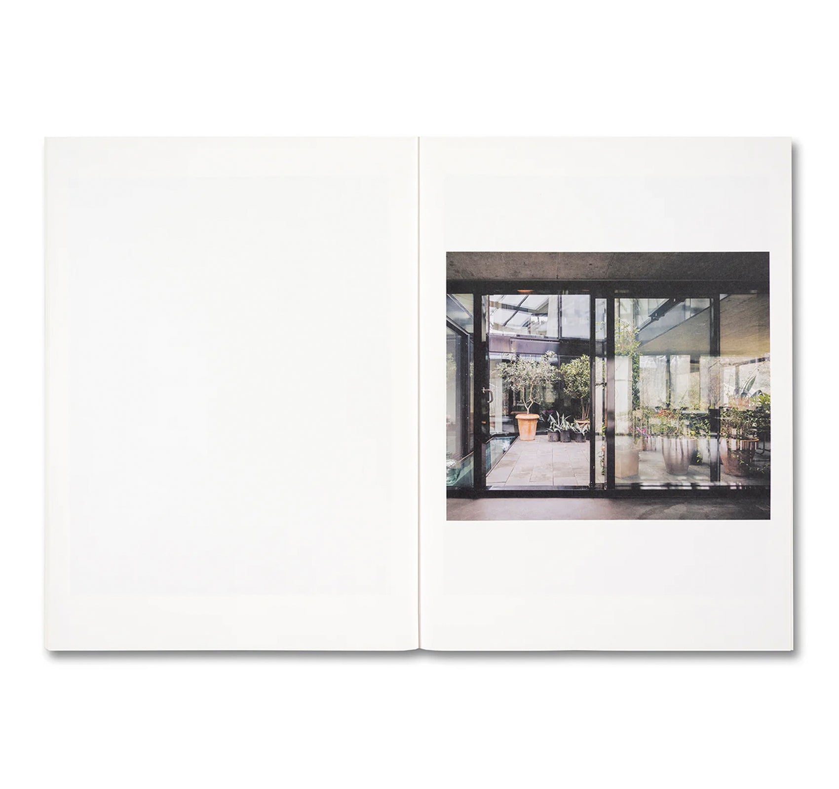 KOECHLIN HOUSE by Daisuke Hirabayashi