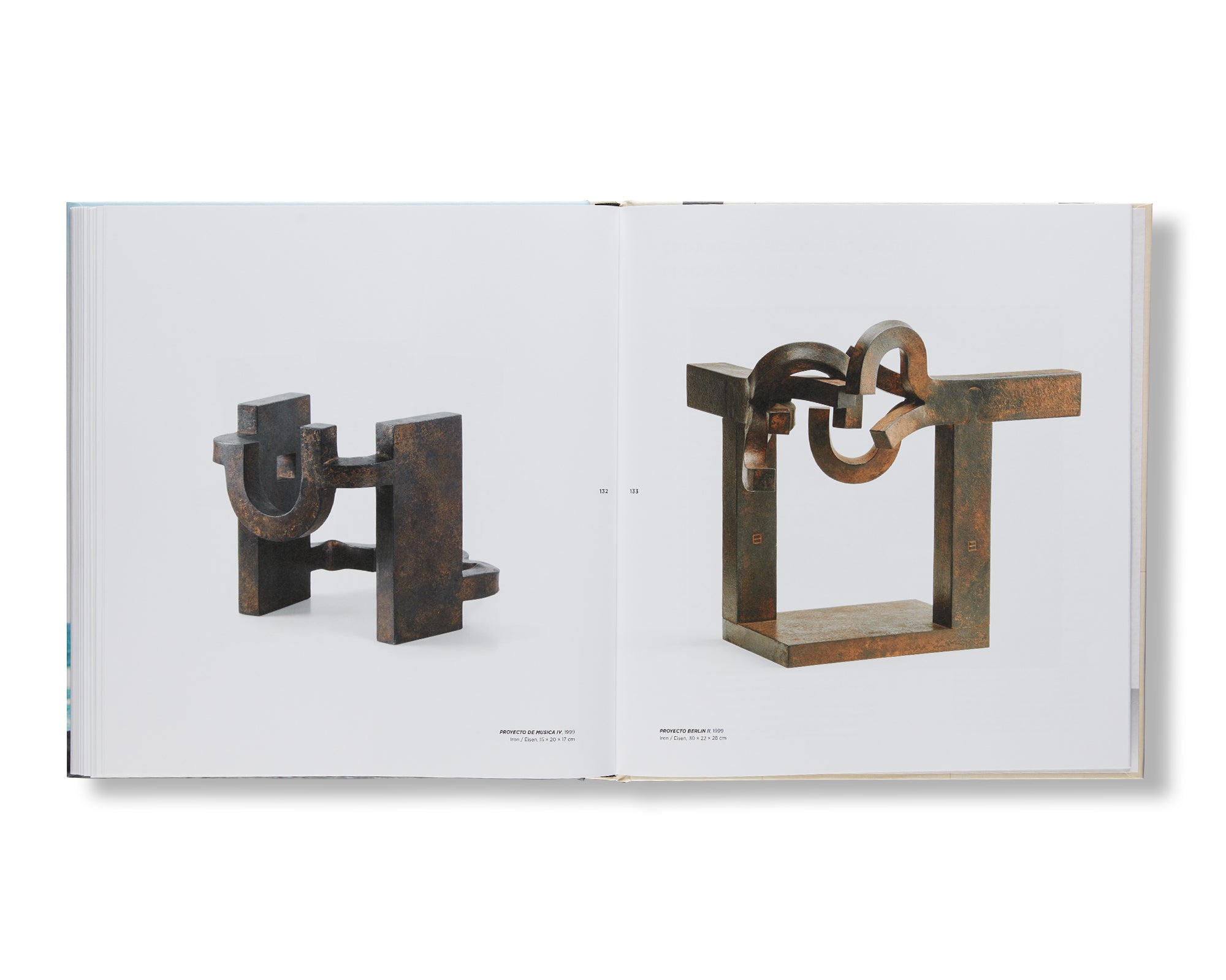 GRAVITATION by Eduardo Chillida