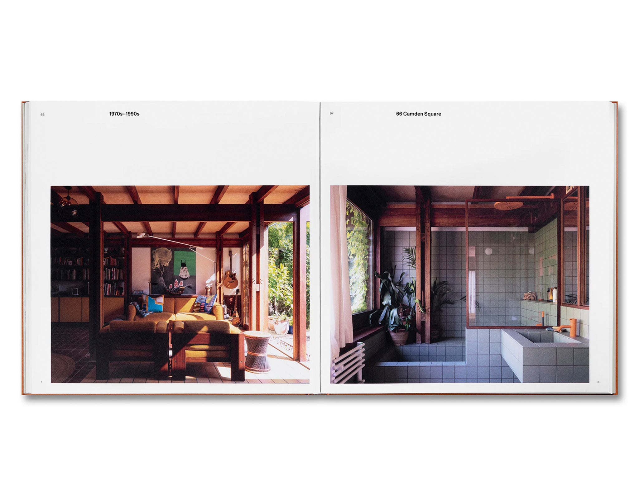 AT HOME IN LONDON: THE MEWS HOUSE by Ellis Woodman