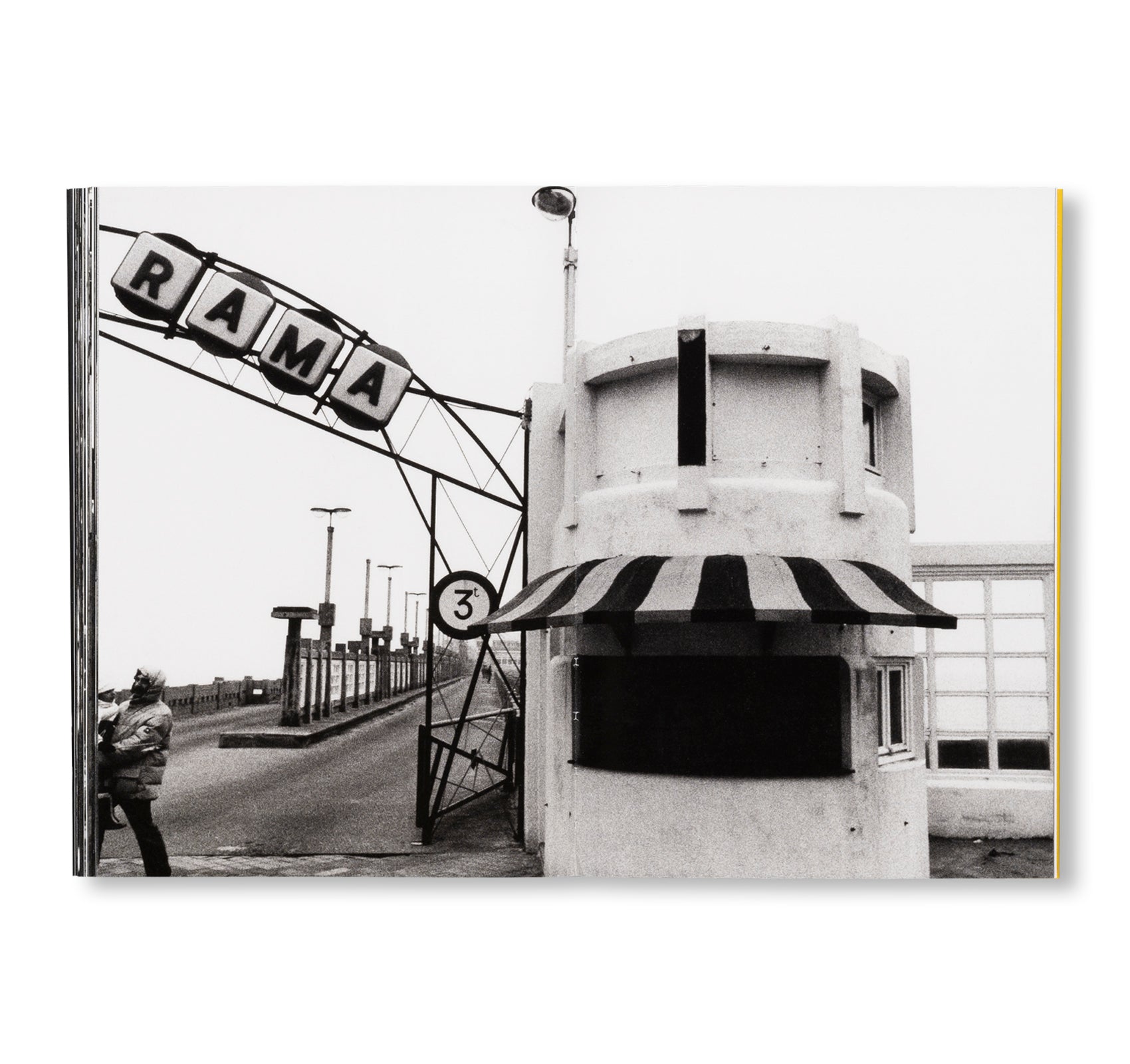 BELGIUM, UNSEEN PHOTOGRAPHS by William Klein