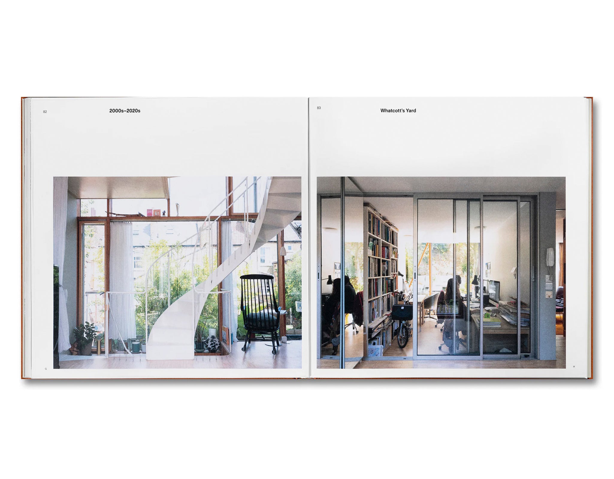 AT HOME IN LONDON: THE MEWS HOUSE by Ellis Woodman