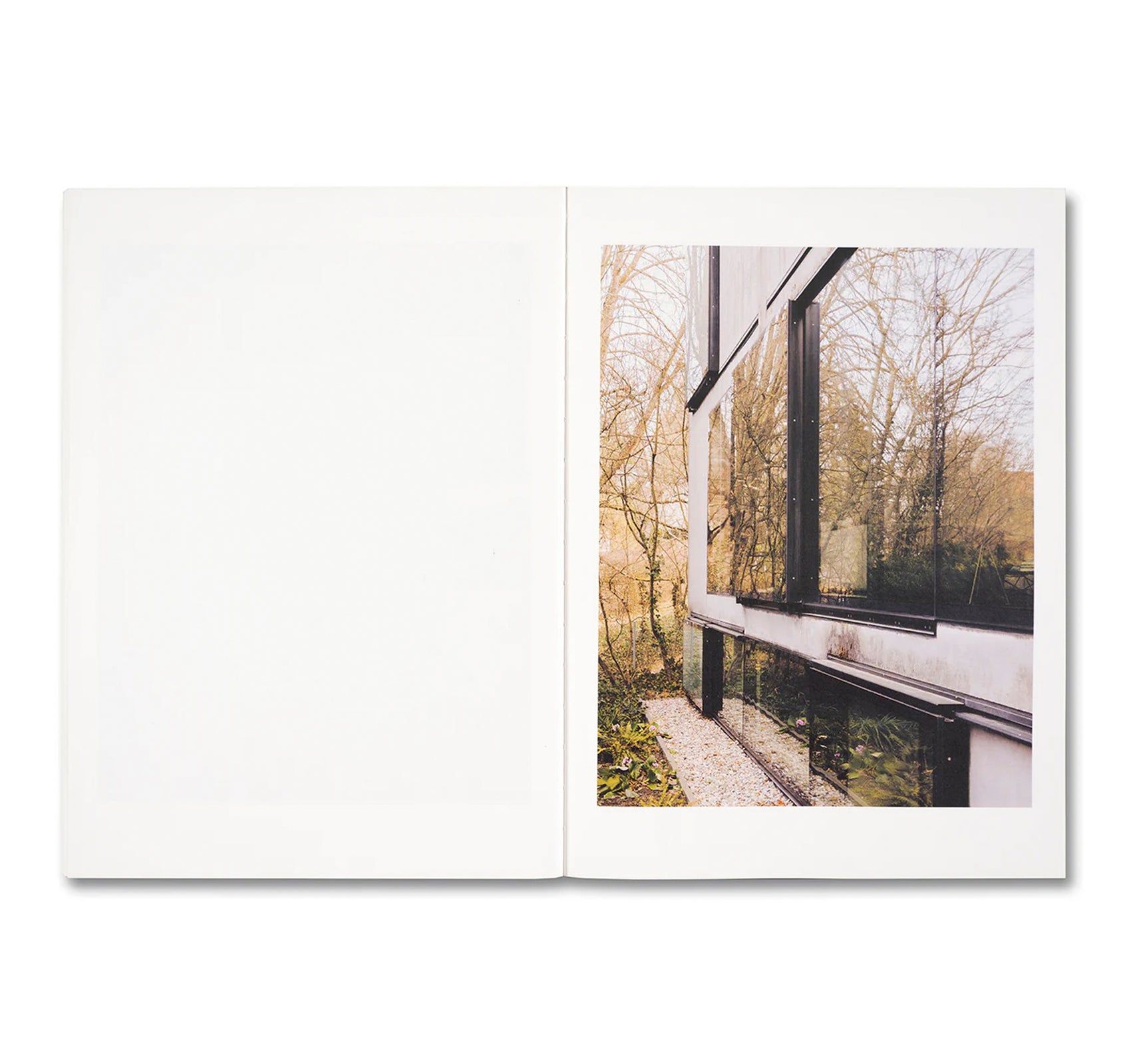 KOECHLIN HOUSE by Daisuke Hirabayashi