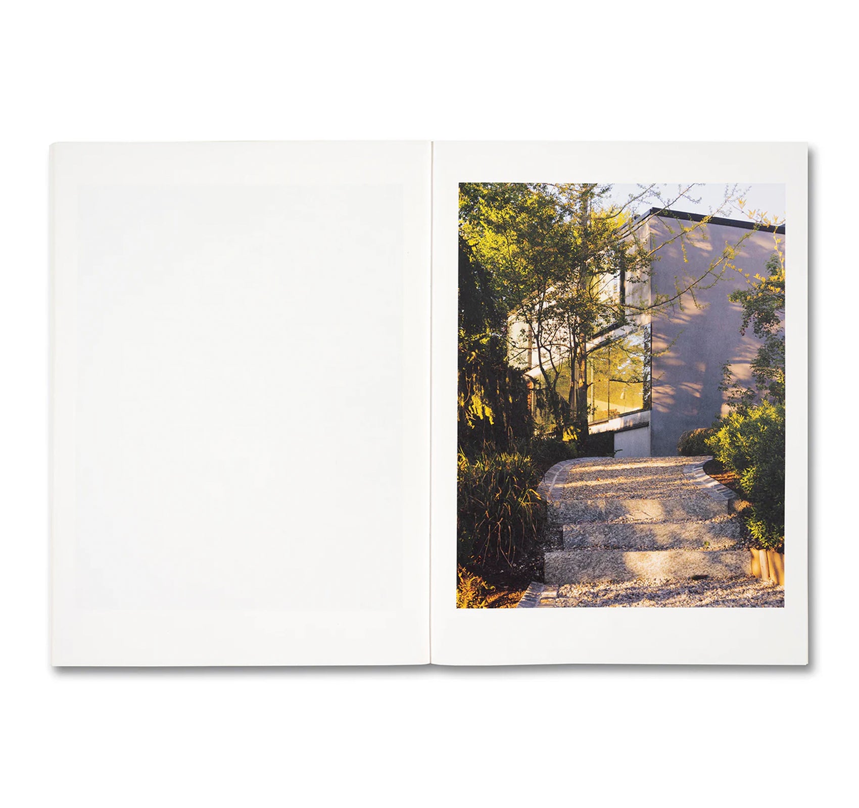 KOECHLIN HOUSE by Daisuke Hirabayashi