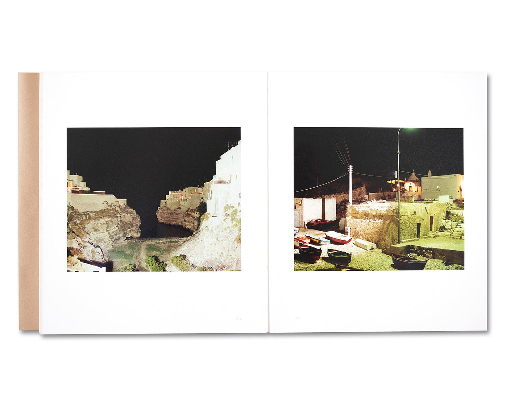 PUGLIA. TRA ALBE E TRAMONTI by Luigi Ghirri