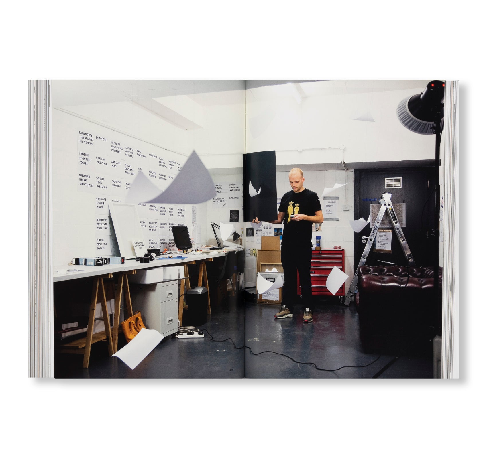 CULTUREFIELD by Ryan Gander