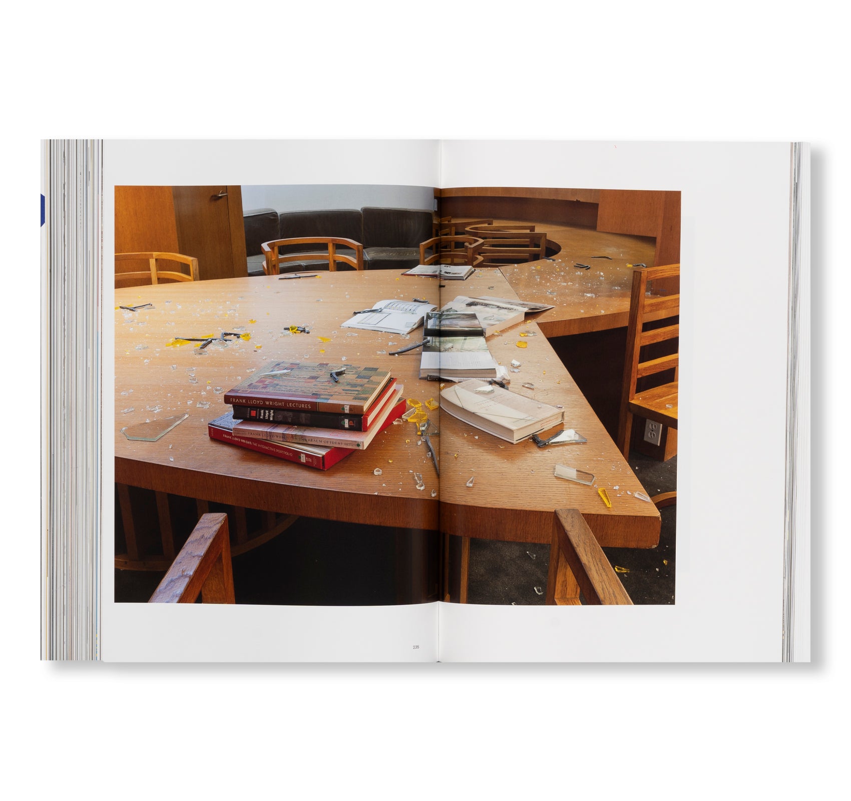 CULTUREFIELD by Ryan Gander