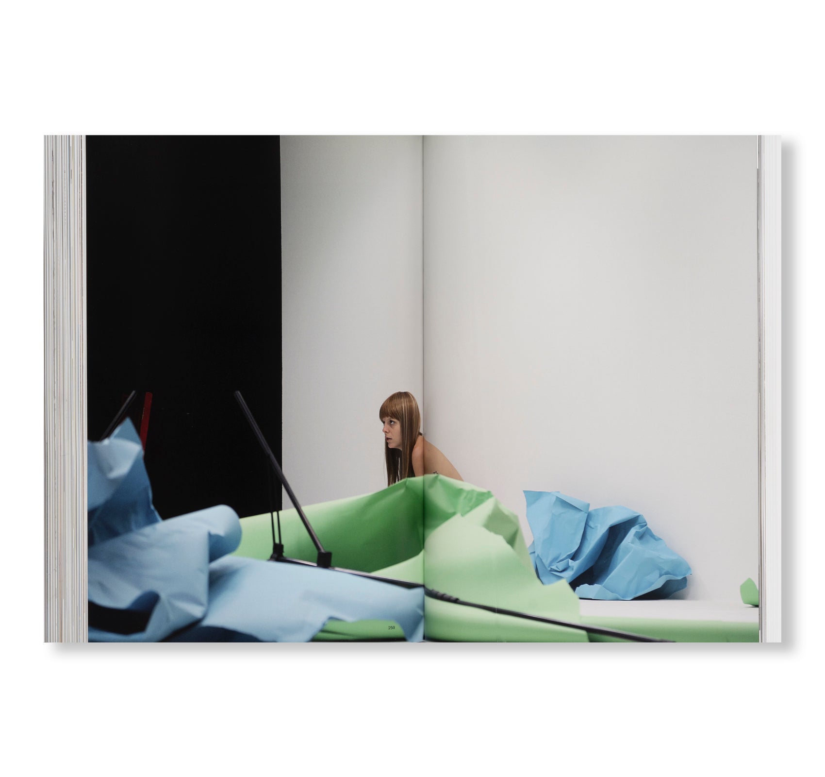 CULTUREFIELD by Ryan Gander