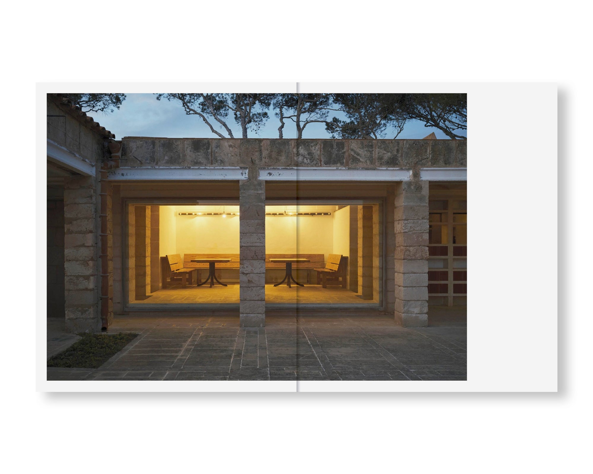 CAN LIS, JØRN UTZON by Jørn Utzon