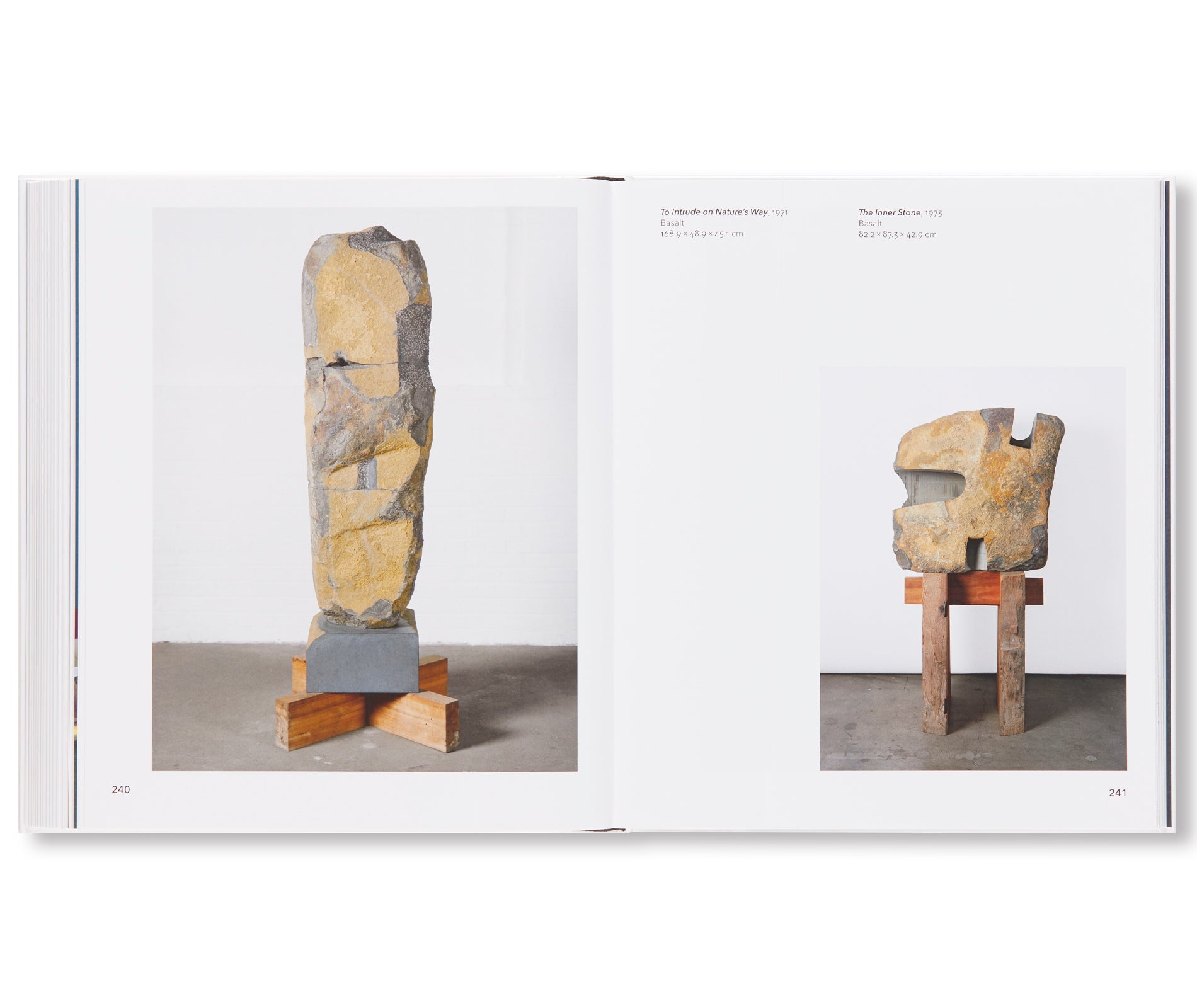 ISAMU NOGUCHI by Isamu Noguchi [SOFTCOVER]