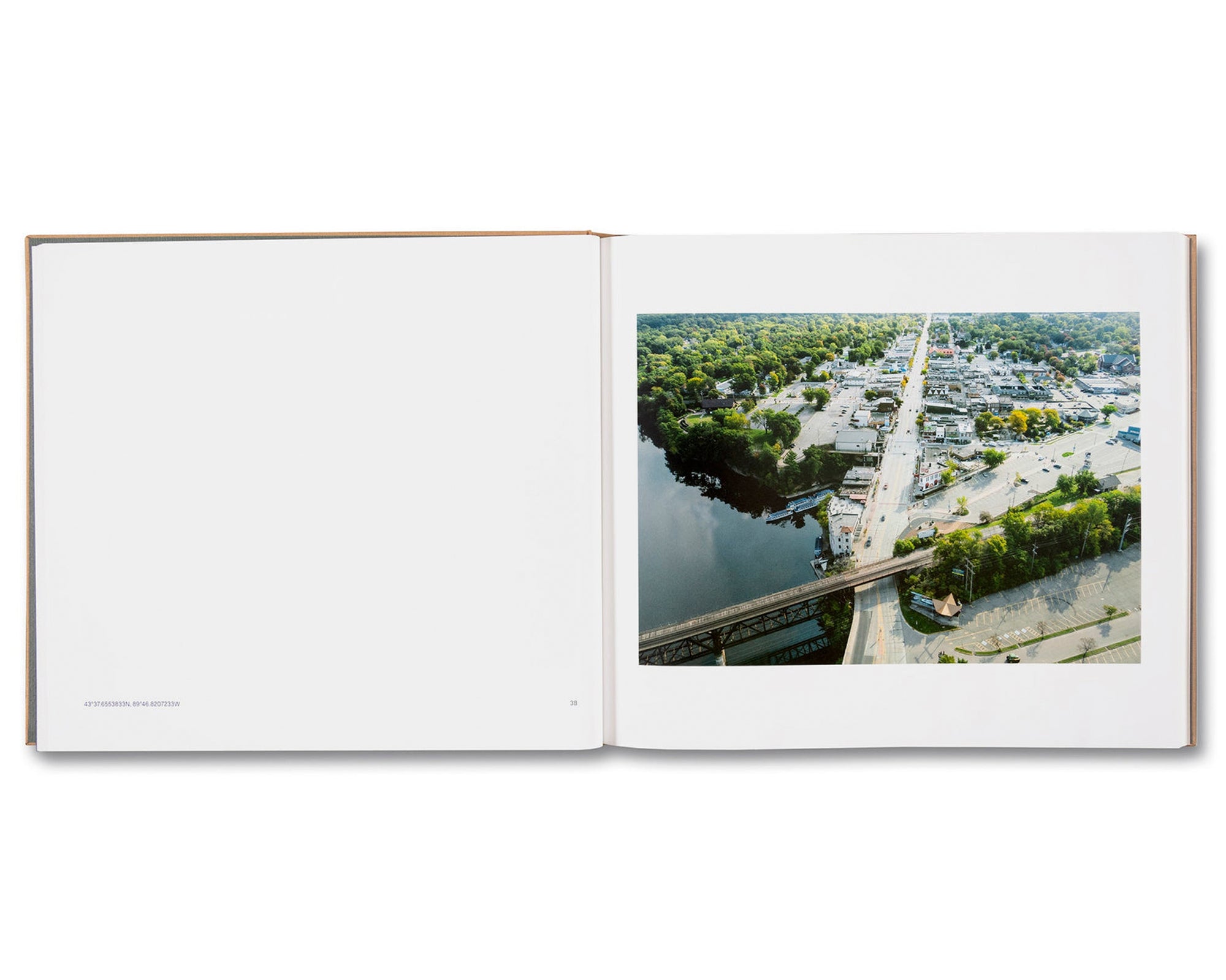 TOPOGRAPHIES: AERIAL SURVEYS OF THE AMERICAN LANDSCAPE by Stephen Shore [SIGNED]