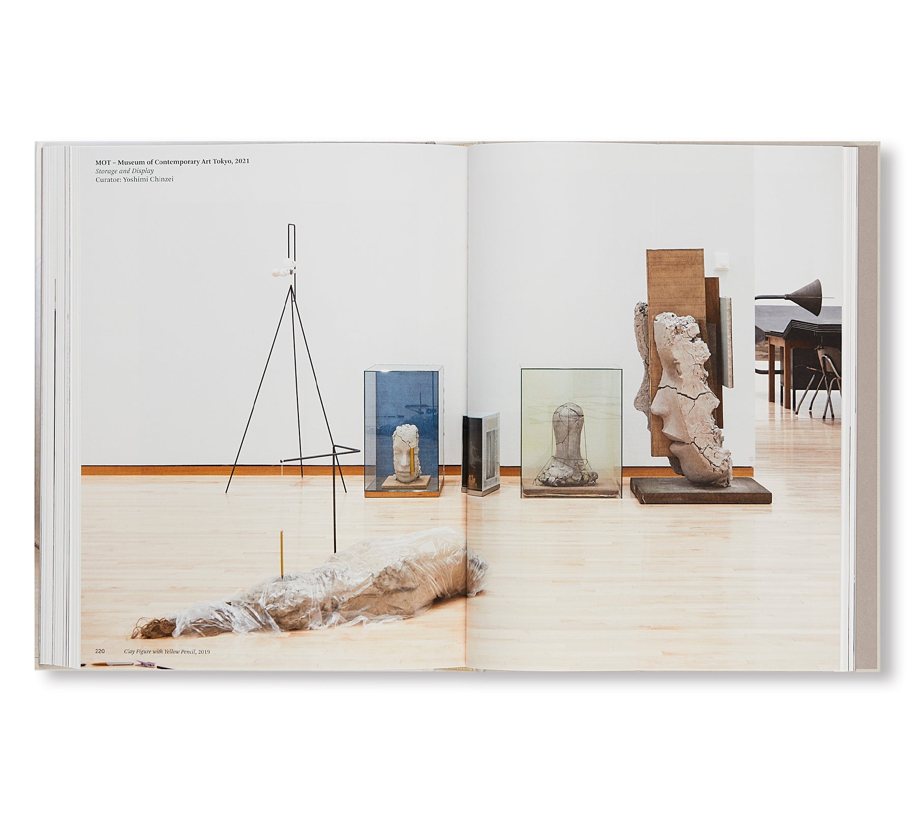 MARK MANDERS – ZENO X GALLERY, 28 YEARS OF COLLABORATION by Mark Manders