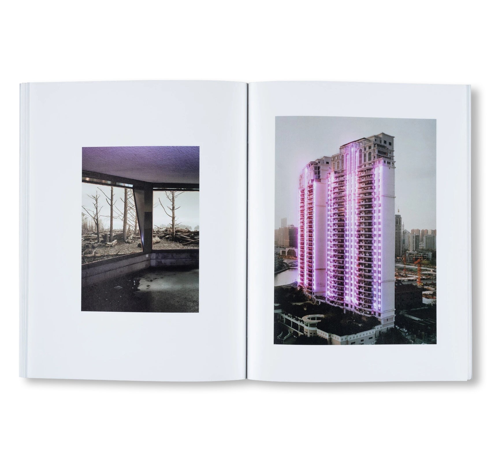 FUTURE MEMORIES by Taiyo Onorato & Nico Krebs