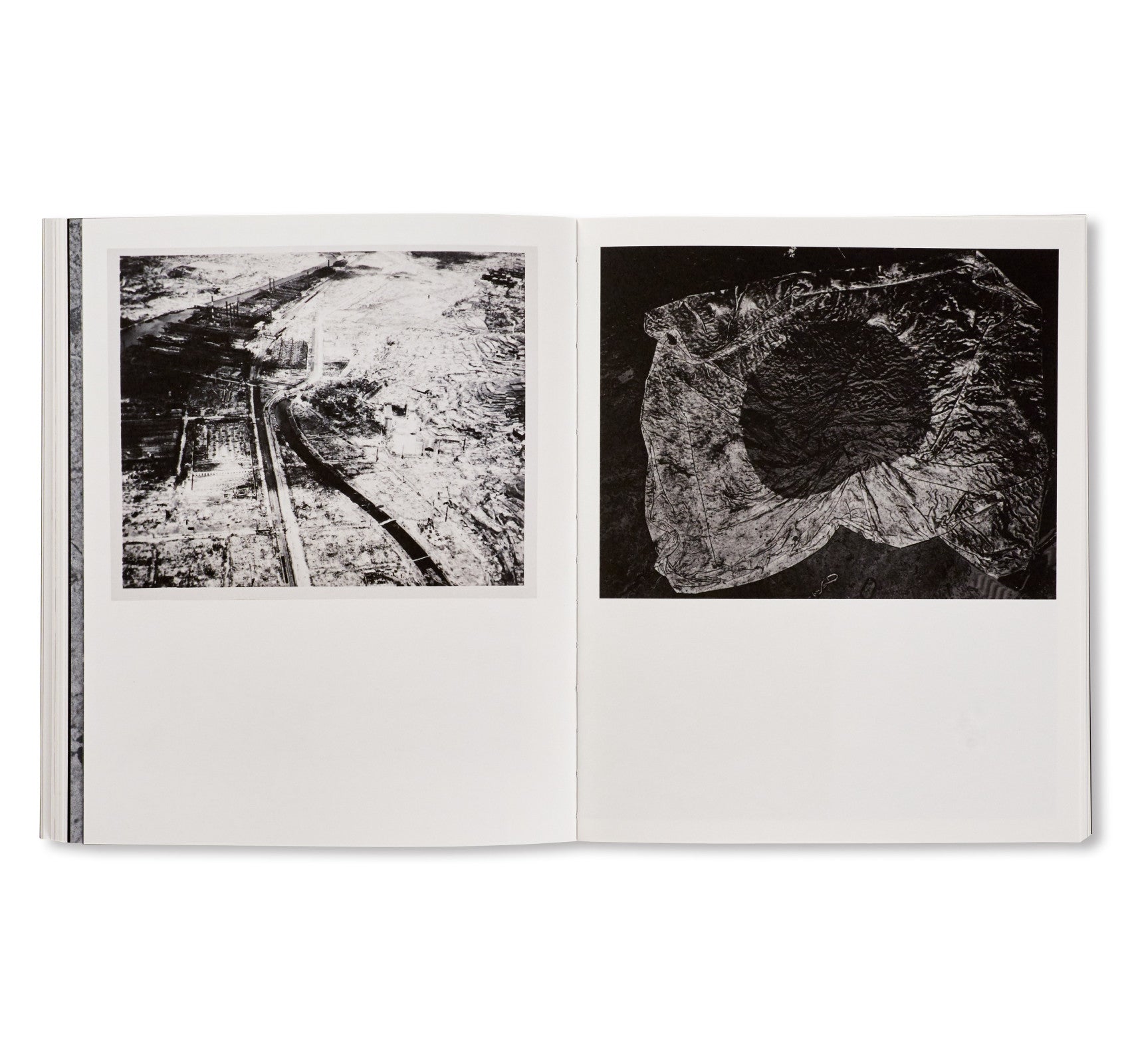 A HANDFUL OF DUST by David Campany [SECOND EDITION]