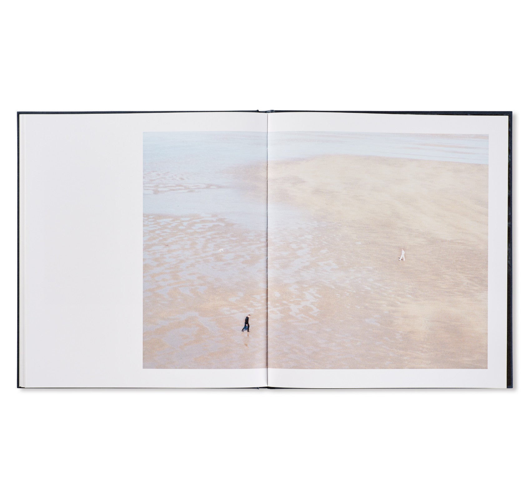 BEYOND MAPS AND ATLASES by Bertien van Manen