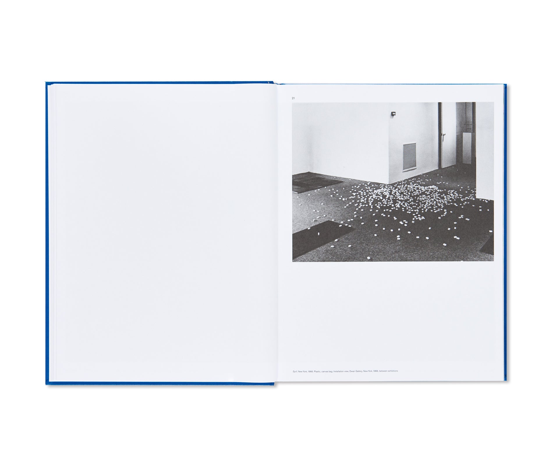 SCULPTURE AS PLACE, 1958–2010 by Carl Andre [ENGLISH EDITION / HARDCOVER]