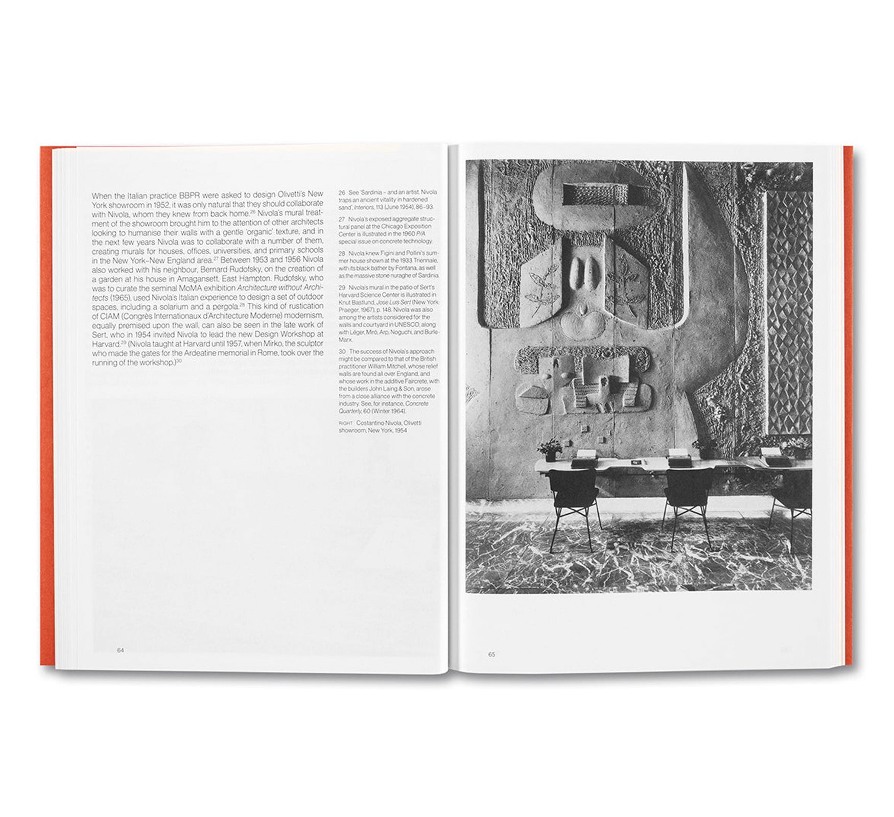 THE PLIABLE PLANE: THE WALL AS SURFACE IN SCULPTURE AND ARCHITECTURE, 1945–75 by Penelope Curtis