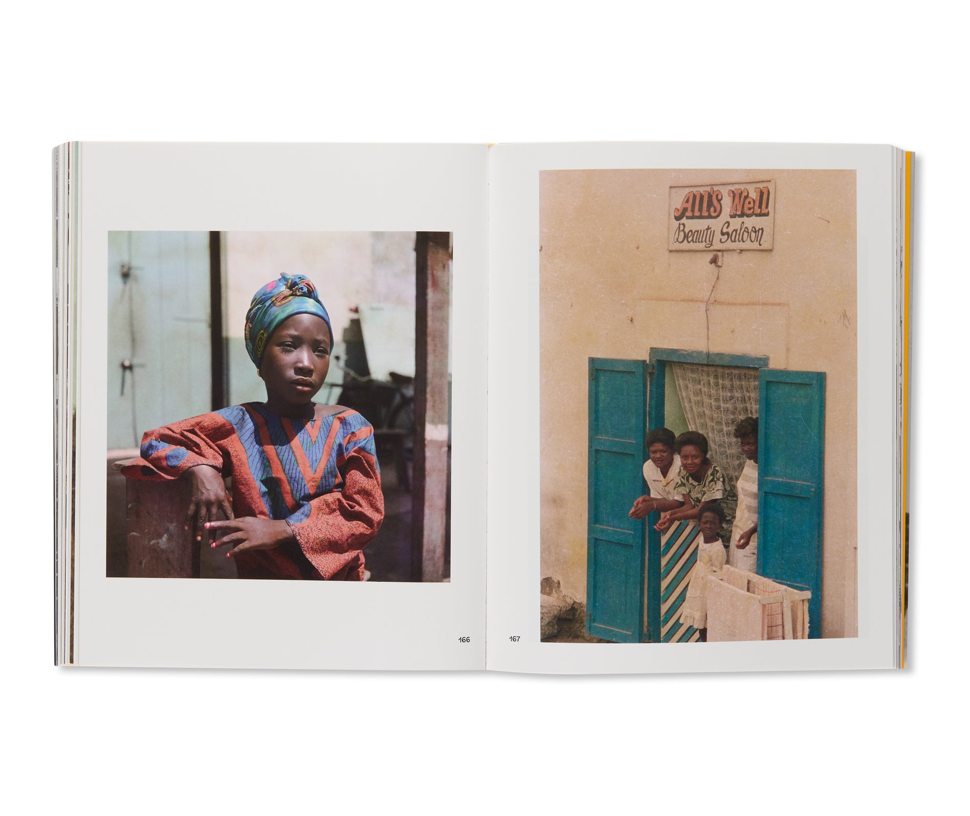 ACCRA/LONDON: A RETROSPECTIVE by James Barnor