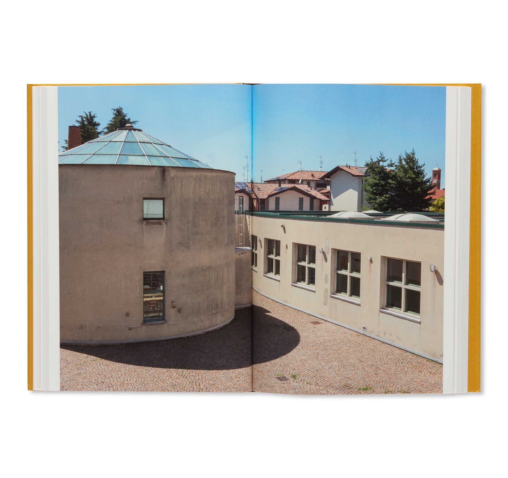 THE URBAN FACT. A REFERENCE BOOK ON ALDO ROSSI by Aldo Rossi