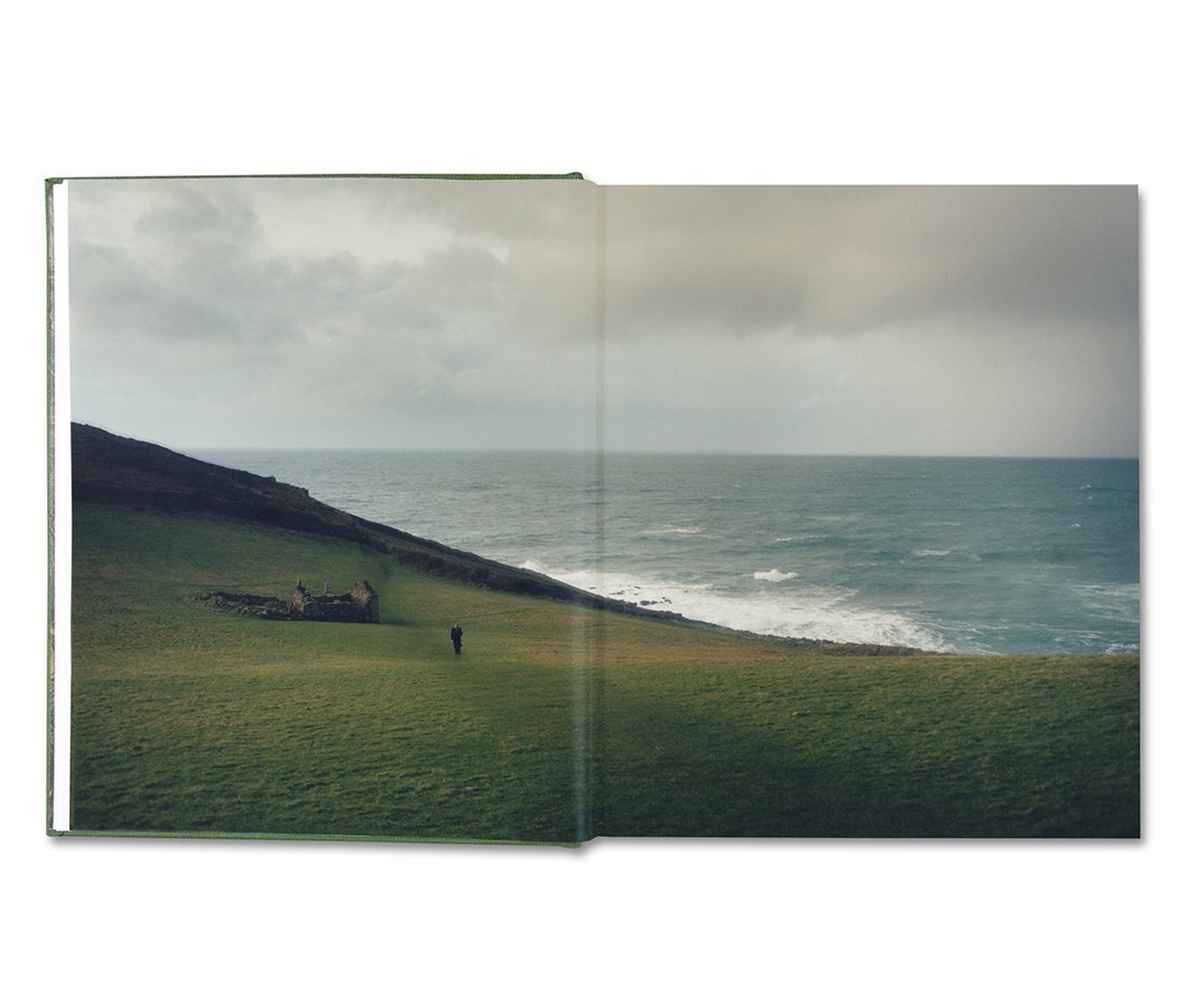 THE BRITISH ISLES by Jamie Hawkesworth [SIGNED]