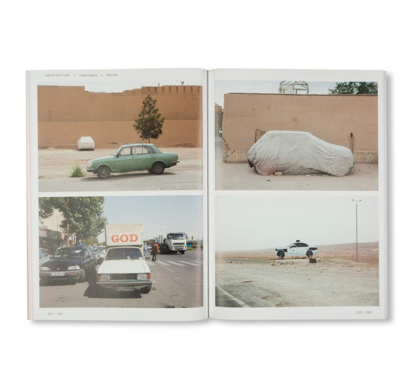 IRAN / A PICTURE BOOK by Oliver Hartung