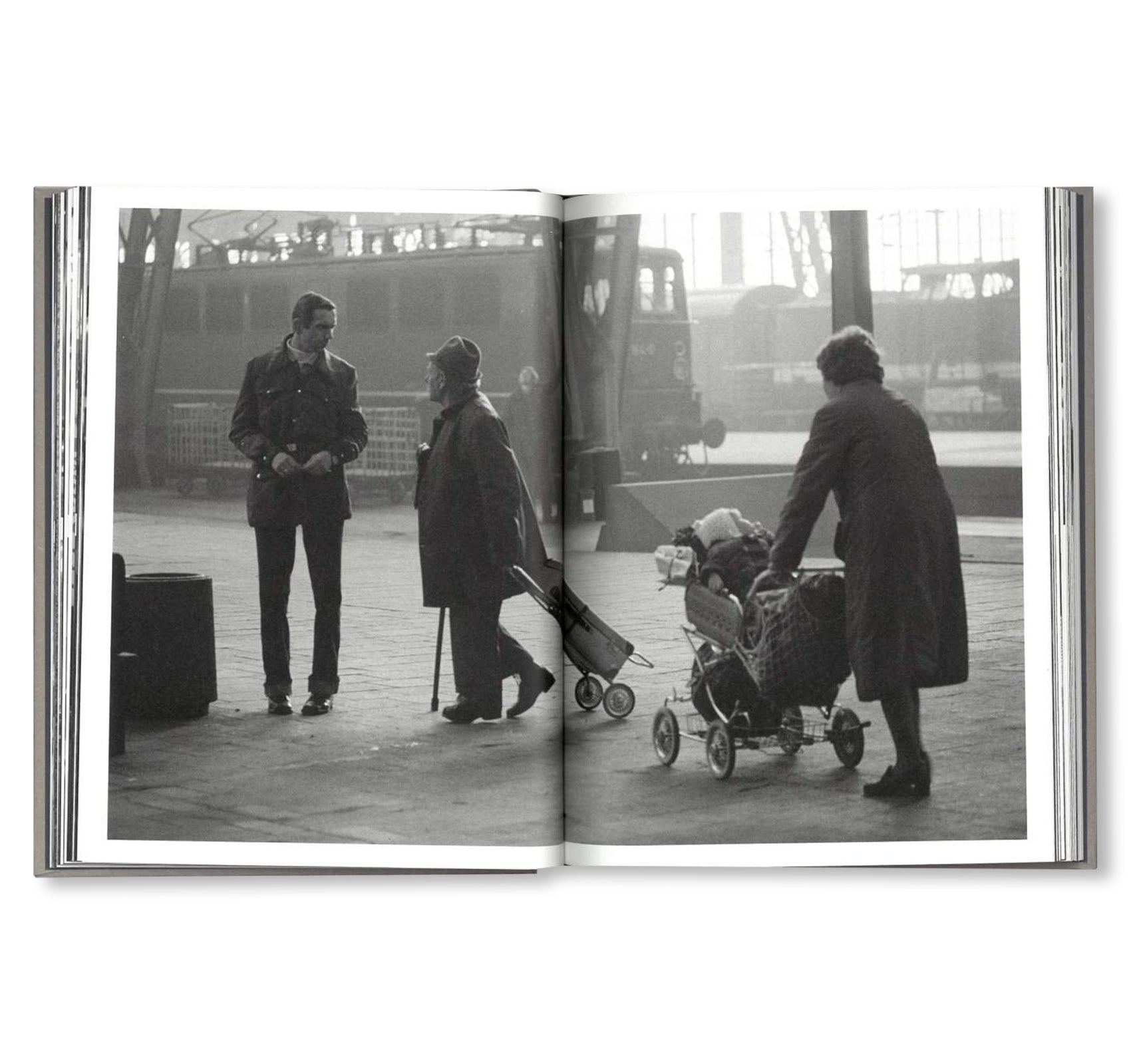 LEIPZIG HAUPTBAHNHOF 1981/82 by Helga Paris