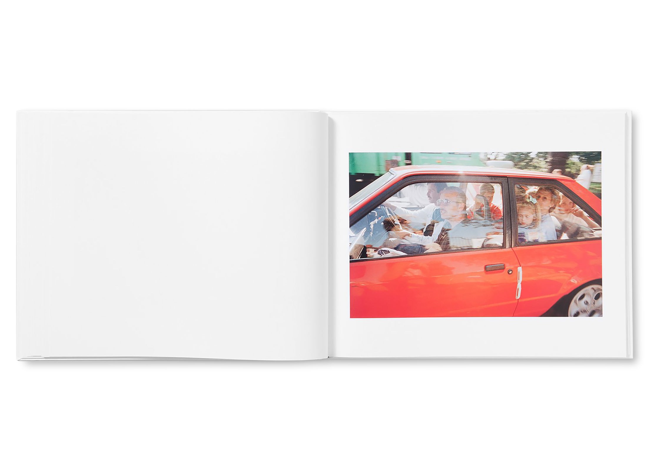 WOMEN'S MARKET by Tom Wood